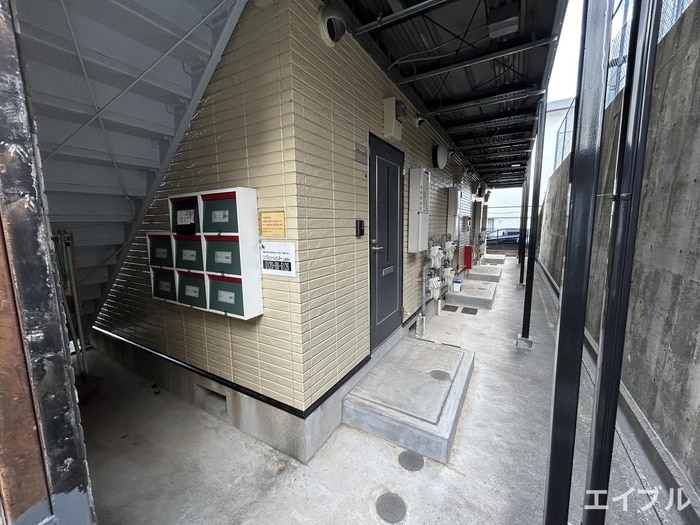 エントランス部分 ティアラ寺塚