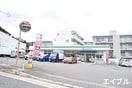ファミリーマート寺塚店(コンビニ)まで300m ティアラ寺塚
