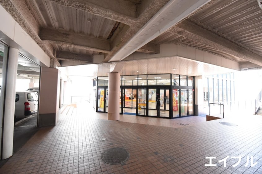 マルキョウ久留米インター店(スーパー)まで500m プランドール御井神道