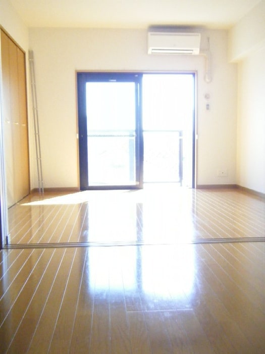 室内からの展望 ＦＴＮ空港前．