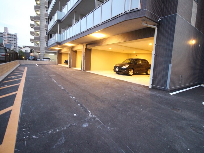 駐車場 ルヴェドゥソレイユ