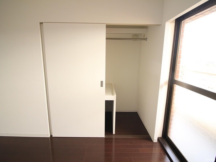 収納 光第６ビル