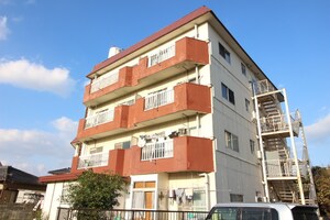 サンゴールドマンション（402）