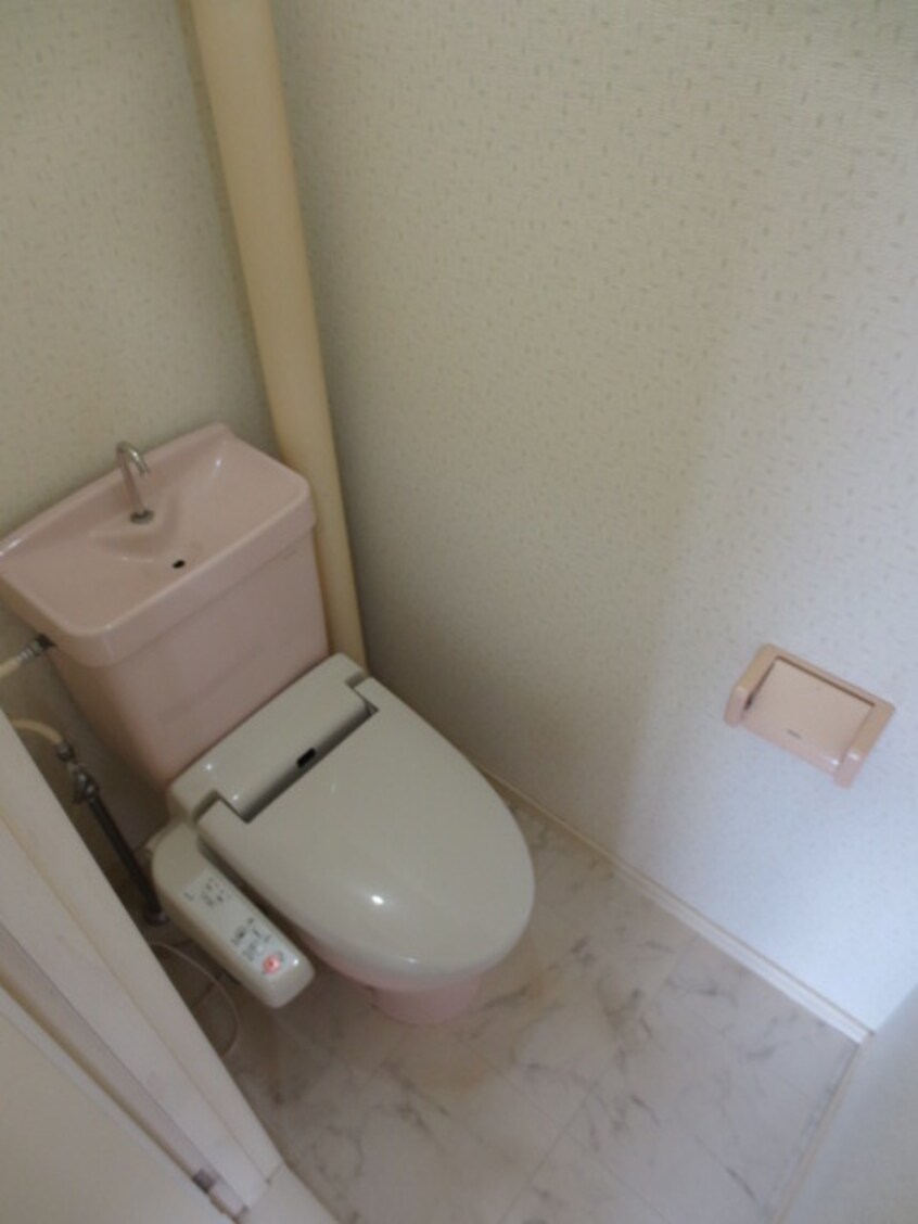 トイレ ＭＥＬＯＤＹ ＨＯＵＳＥ城南