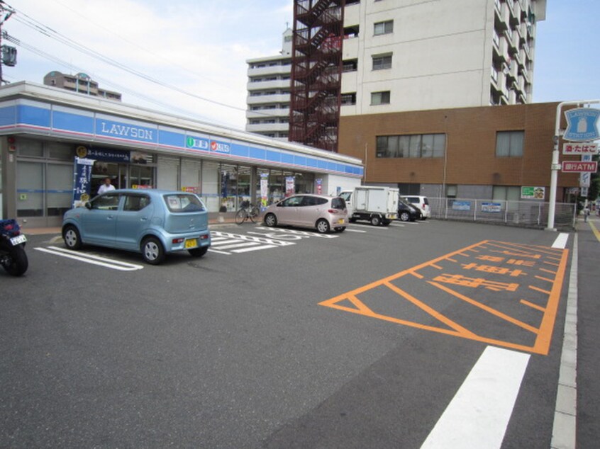 ローソン小倉江南町西店(コンビニ)まで205m コートハウス・ピノ