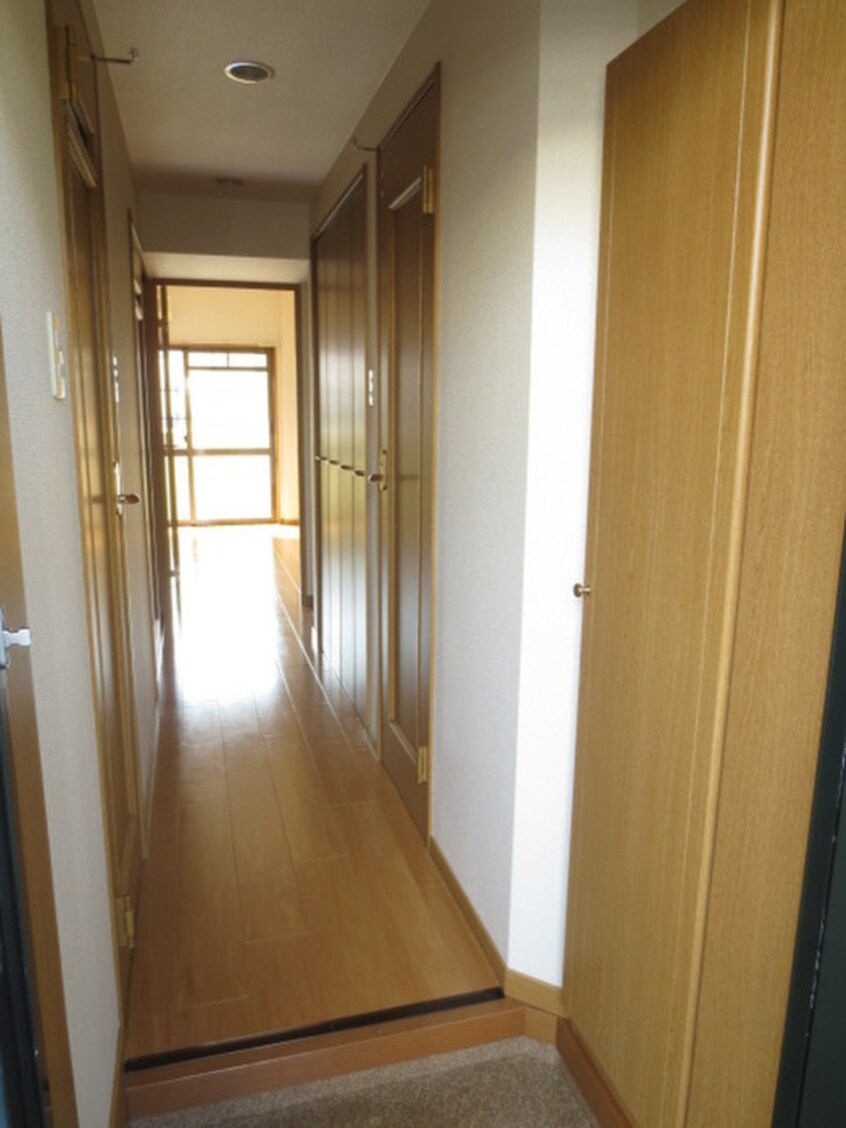 玄関 コモド　パラッツォ