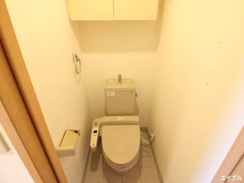 トイレ ユゥ＆ミィ金山駅前A棟