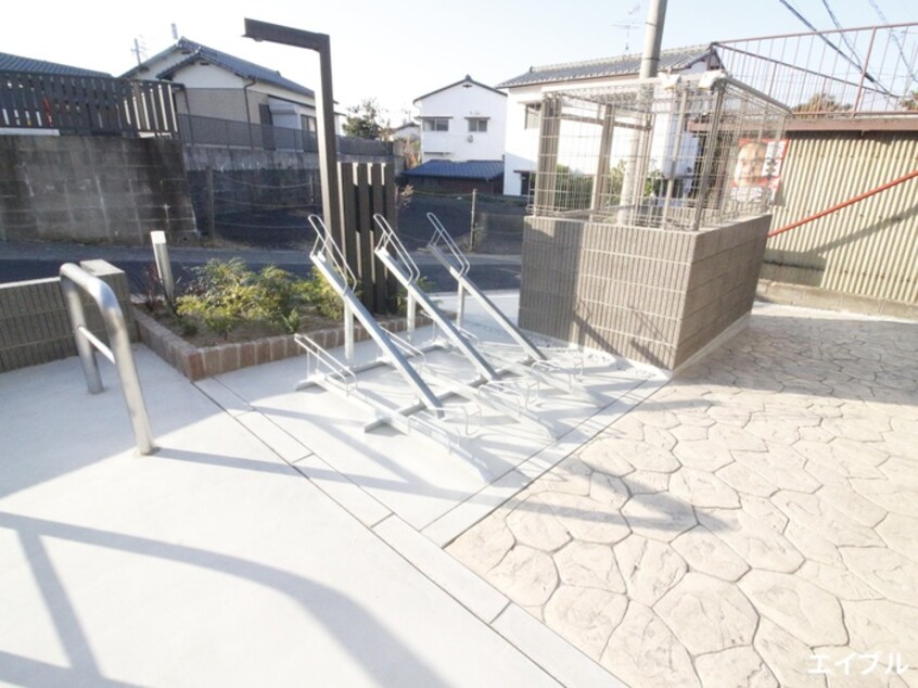 駐輪場 リブリ・岡本Ⅱ