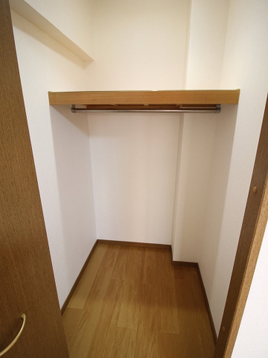 収納 エルマーノ下到津