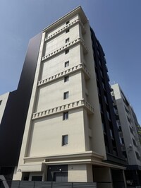 アビターレ吉塚駅前