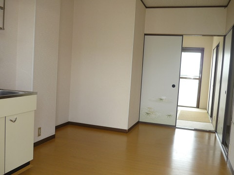 室内からの展望 コスモハイツ俵