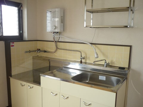 キッチン コスモハイツ俵