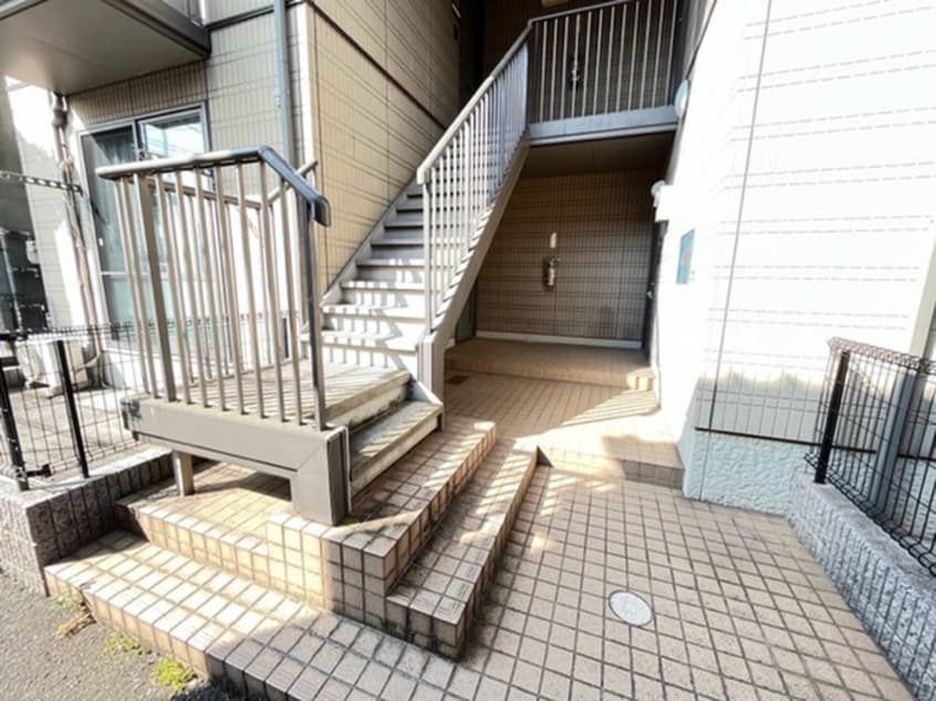 エントランス部分 メゾン嶋田