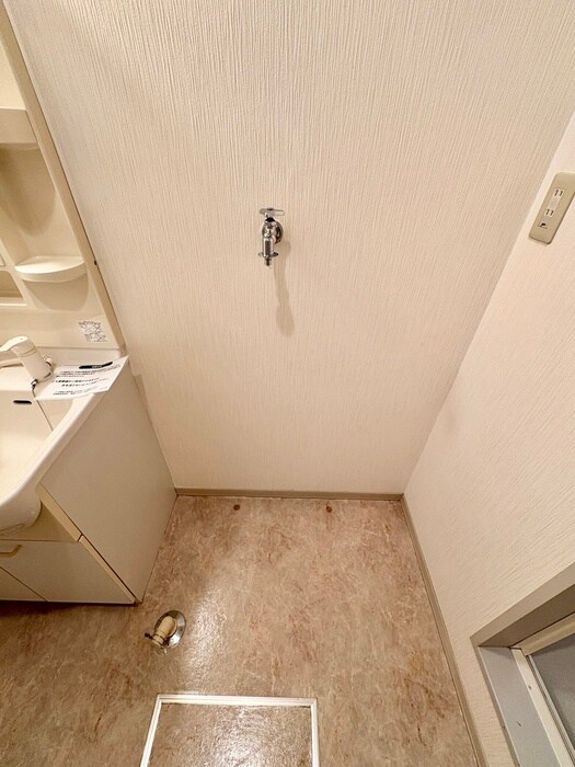 洗濯機置場 メゾン嶋田