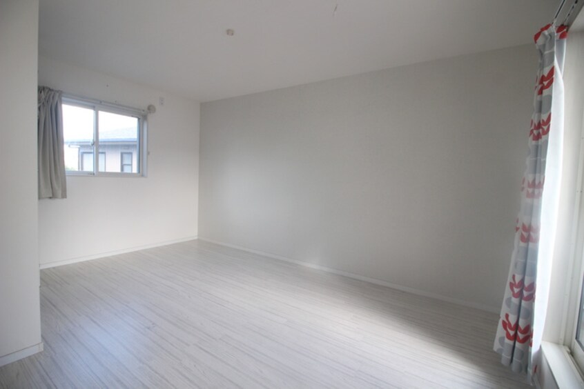 居室 ｺﾘｰﾇ ﾄﾞｩ ﾌﾚｰﾙ East Stage