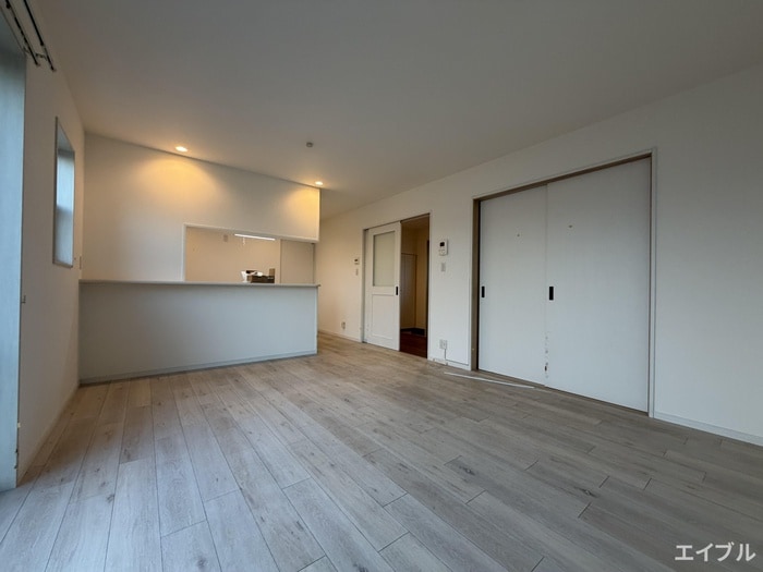 居室 ｺﾘｰﾇ ﾄﾞｩ ﾌﾚｰﾙ South Stage