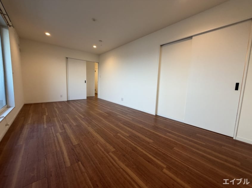 居室 ｺﾘｰﾇ ﾄﾞｩ ﾌﾚｰﾙ South Stage