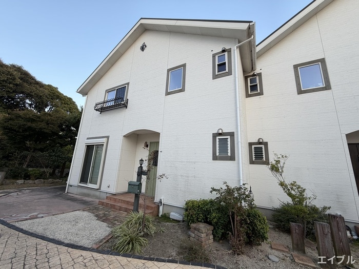 外観写真 ｺﾘｰﾇ ﾄﾞｩ ﾌﾚｰﾙ South Stage