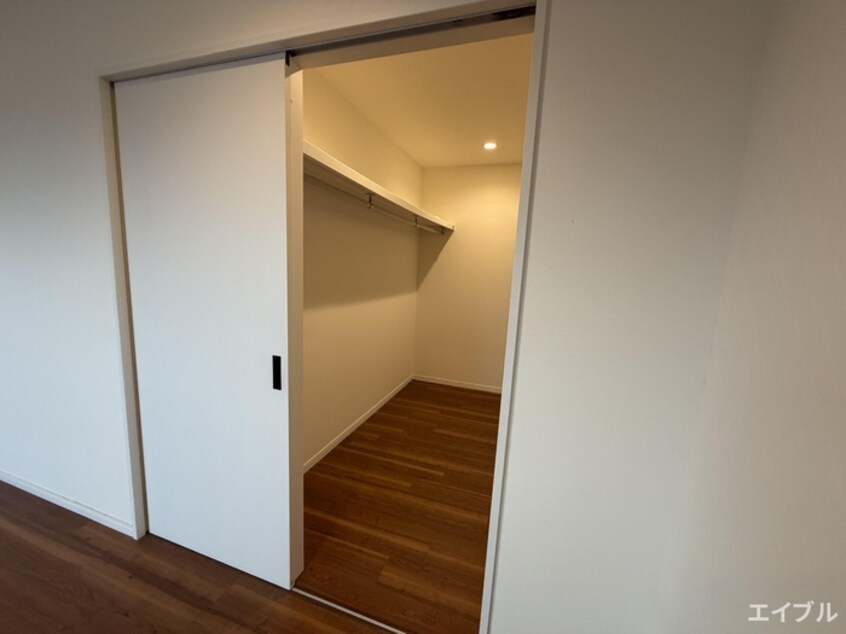 収納 ｺﾘｰﾇ ﾄﾞｩ ﾌﾚｰﾙ South Stage