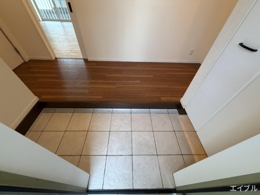 玄関 ｺﾘｰﾇ ﾄﾞｩ ﾌﾚｰﾙ South Stage