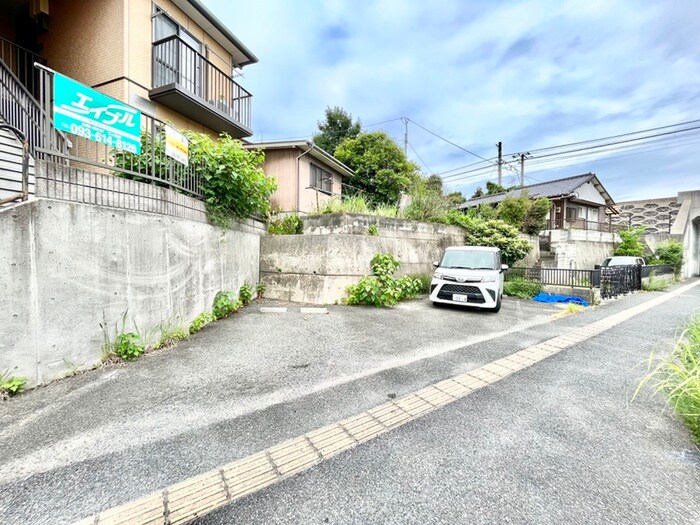 駐車場 ディアス中尾