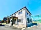 楠橋下方店舗の外観