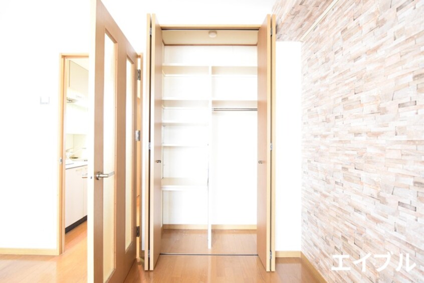 収納 フォステリア大橋