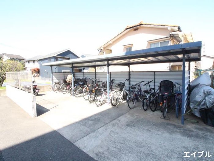 駐輪場 ミノハラビル