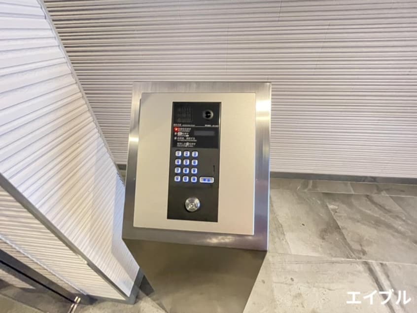 エントランス部分 エイティ・イースト