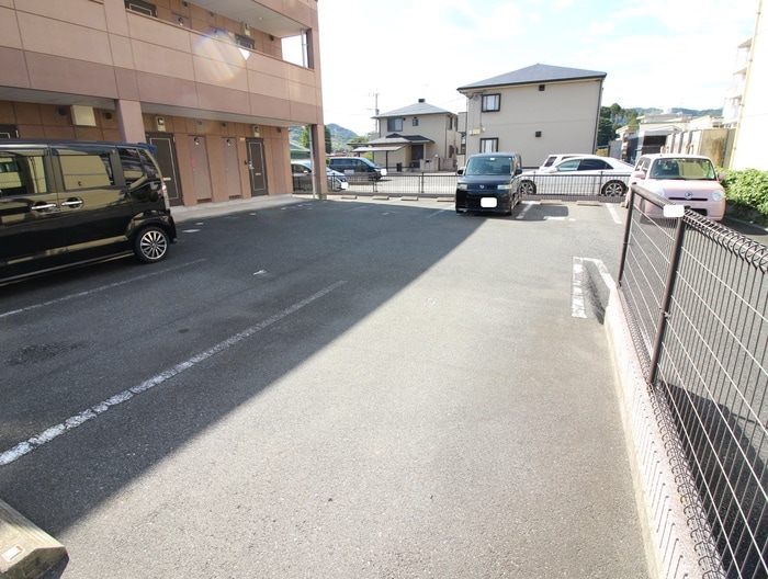 駐車場 ハイグレイス