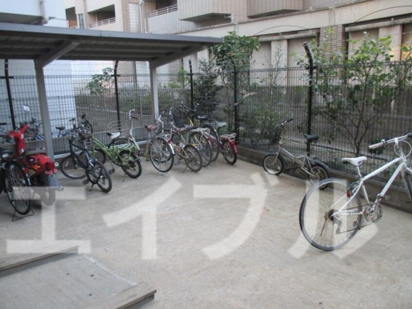 駐輪場 エクセレント大橋