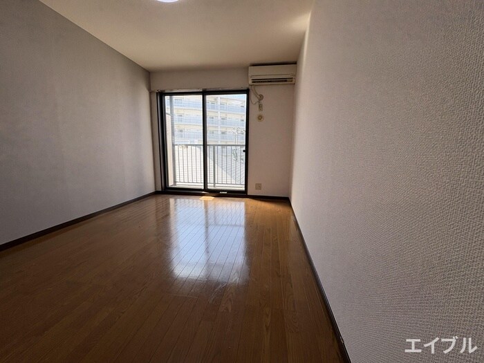 居室 ウィスタリア大橋