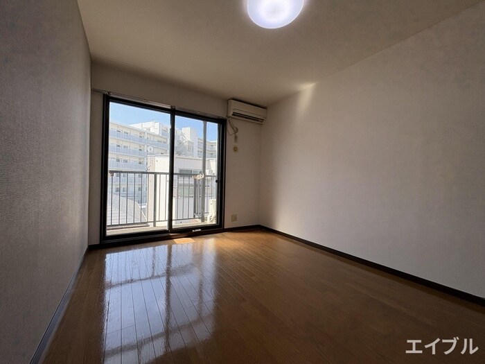 居室 ウィスタリア大橋