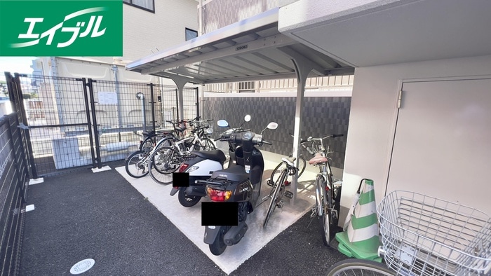 駐輪場 カサグランデ川津