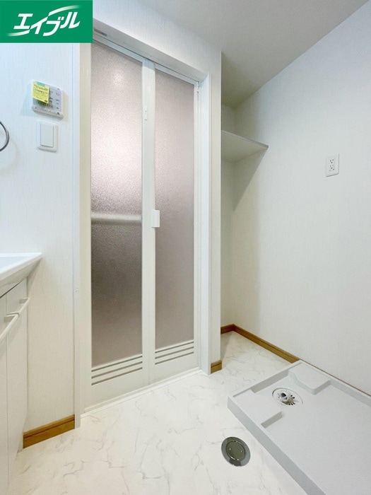 洗濯機置場 カサグランデ川津