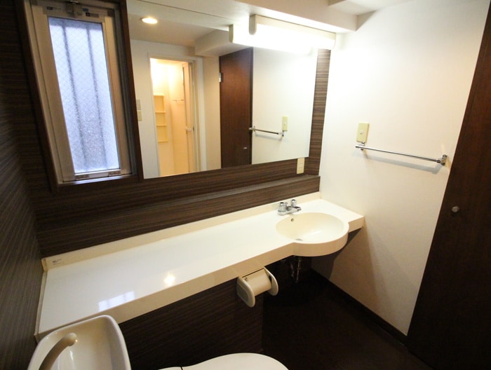 洗面 ＣＯＺＹ ＰＬＡＣＥ 長尾