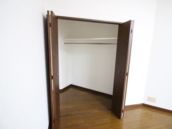 収納 ＣＯＺＹ ＰＬＡＣＥ 長尾