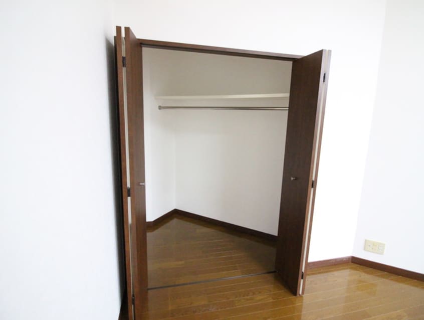 収納 ＣＯＺＹ ＰＬＡＣＥ 長尾