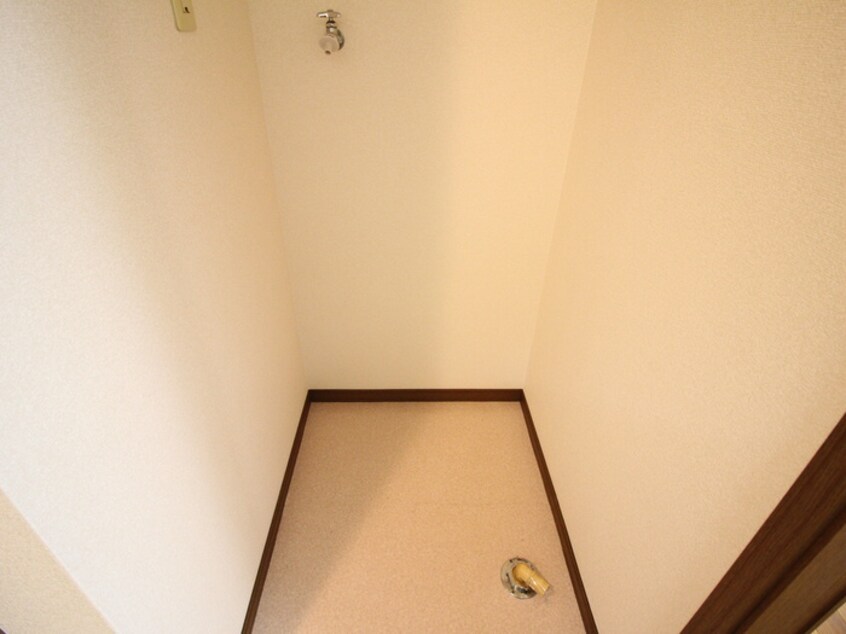 洗濯機置場 ア－デンハイム志免