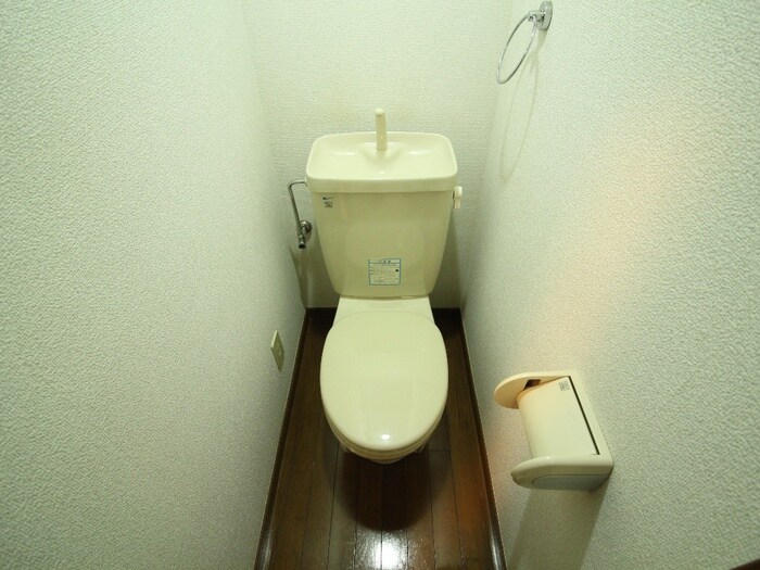 トイレ ニューパレス２４
