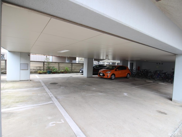 駐輪場 ピア東比恵