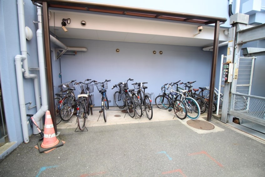 駐輪場 大産スカイマンション平尾