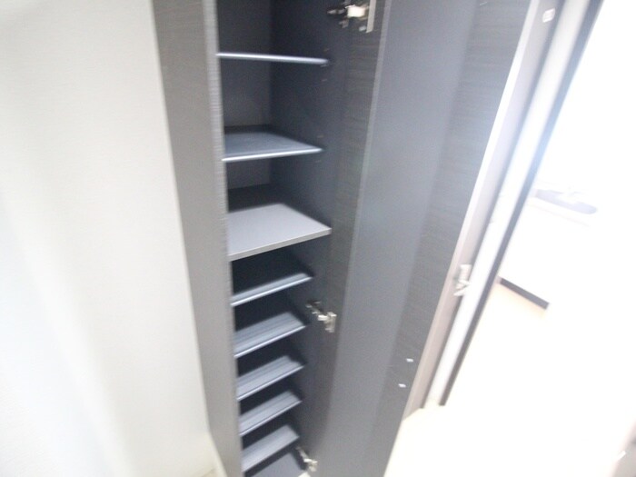 靴箱 モントーレヒルズ悠