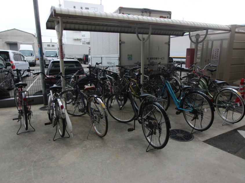 駐輪場 ＳＯＬＬＩＥＶＯ箱崎