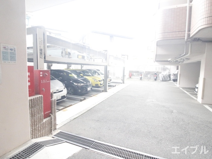 駐車場 クラーレ