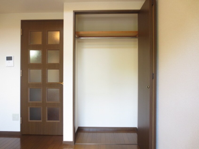 収納 エムビル唐原