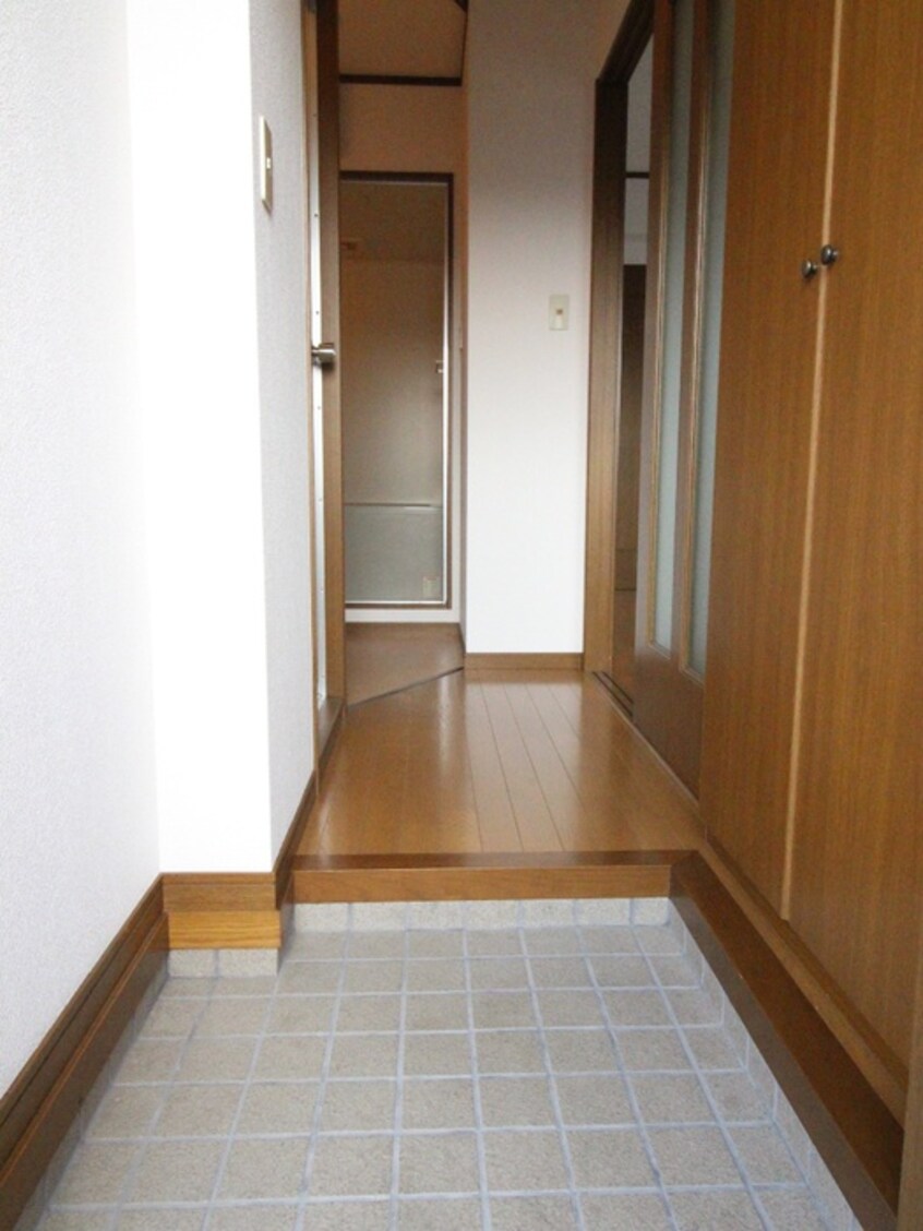 玄関 ＴＮアルテミス