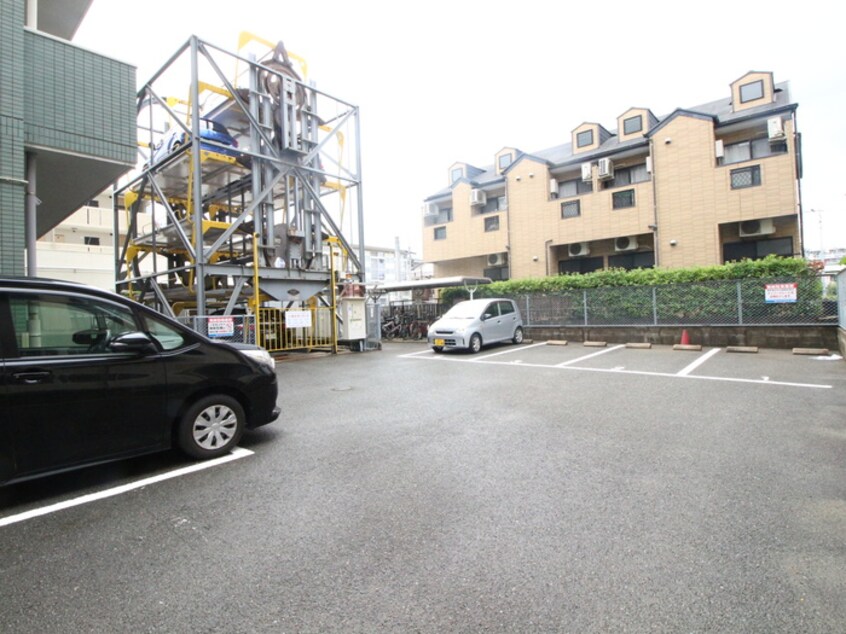 駐車場 ジュネス井尻駅前