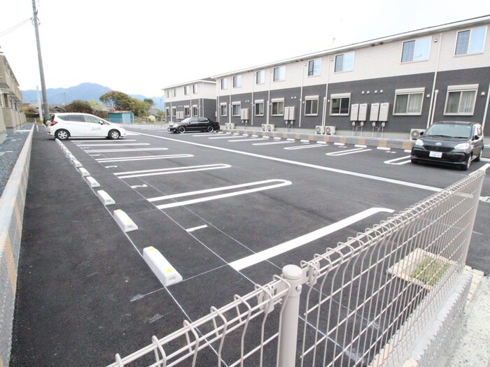駐車場 リオ・グランデ直方1番館