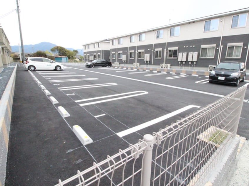 駐車場 リオ・グランデ直方1番館